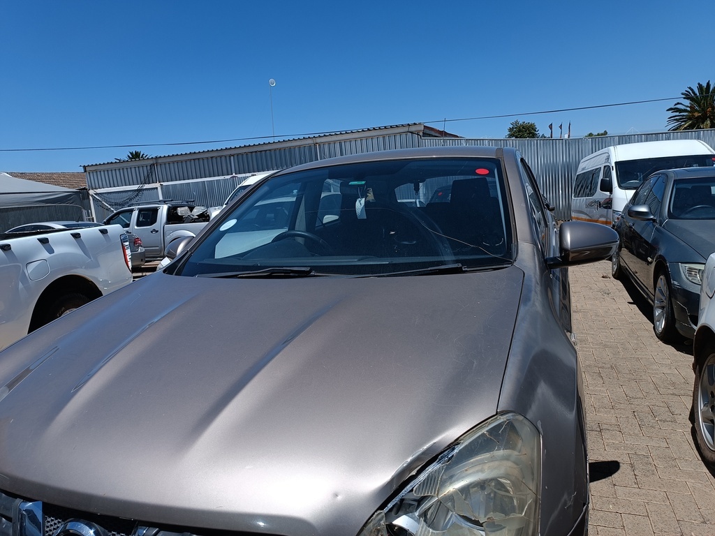 
								NISSAN QASHQAI 1.6 ACENTA full									