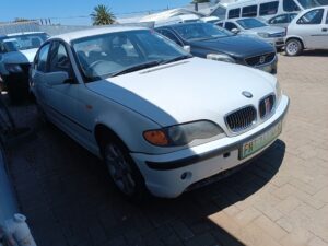 BMW 325i (E46)F/L