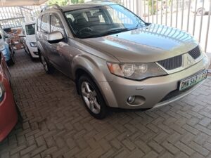 MITSUBISHI OUTLANDER 2.4 GLS A/T