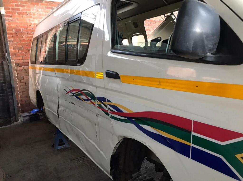 
								TOYOTA QUANTUM/HIACE 2.7 SESFIKILE 16s full									
