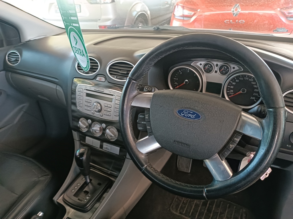 
								FORD FOCUS 2.0 TDCi Si 5Dr full									