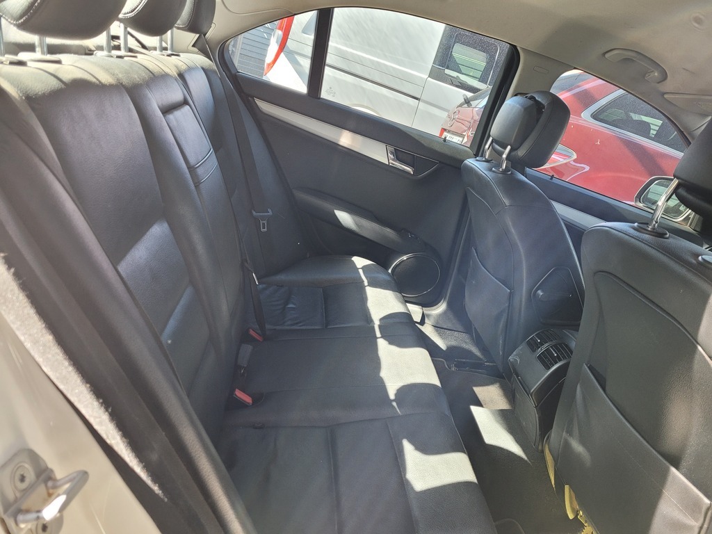 
								MERCEDES-BENZ C220 CDi AVANTGARDE A/T full									
