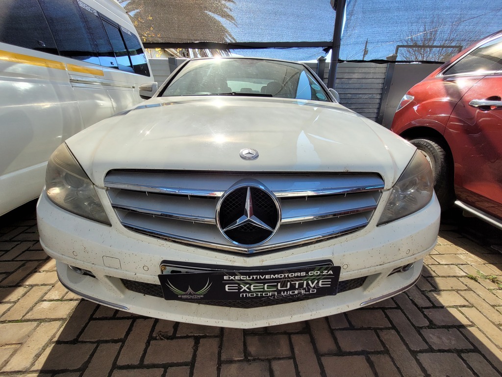 
								MERCEDES-BENZ C220 CDi AVANTGARDE A/T full									