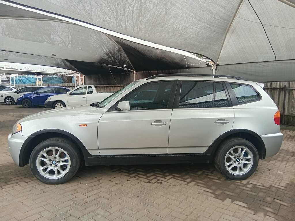
								BMW X3 3.0i A/T full									