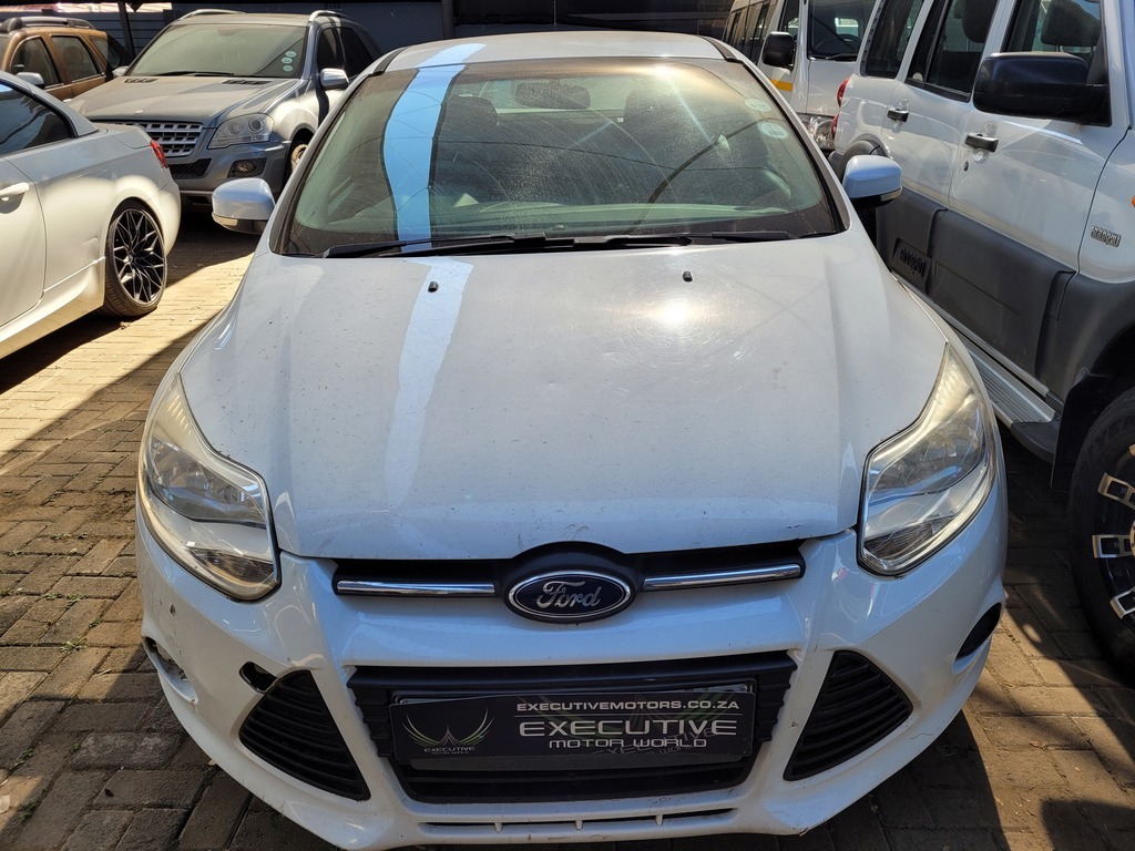 
								FORD FOCUS 1.6 Ti VCT AMBIENTE full									