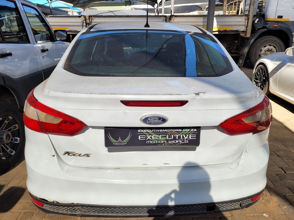 
								FORD FOCUS 1.6 Ti VCT AMBIENTE full									
