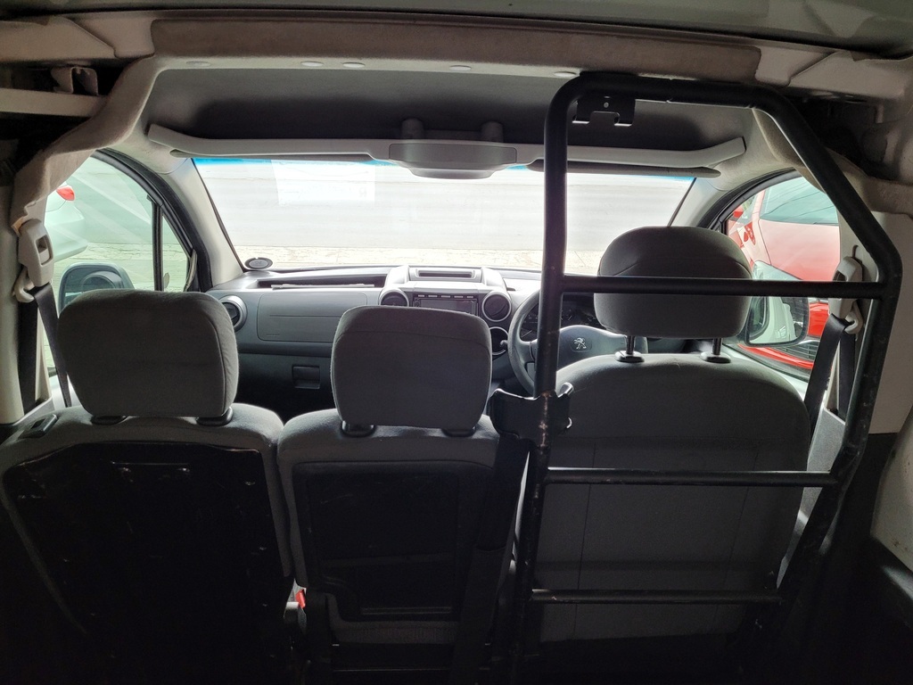 
								PEUGEOT PARTNER 1.6 F/C P/V full									