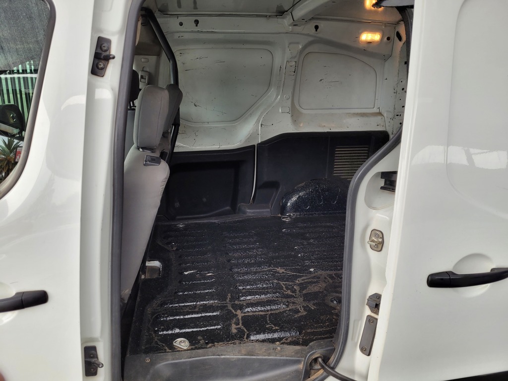 
								PEUGEOT PARTNER 1.6 F/C P/V full									