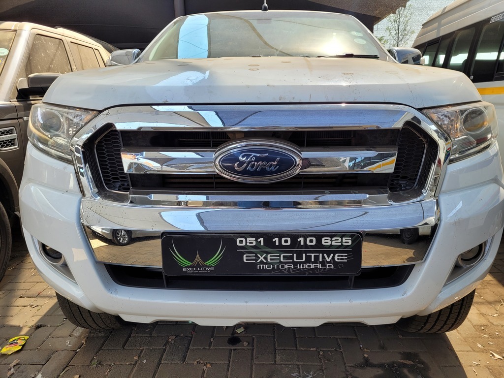 
								FORD RANGER 3.2TDCi XLT 4X4 A/T P/U D/C full									
