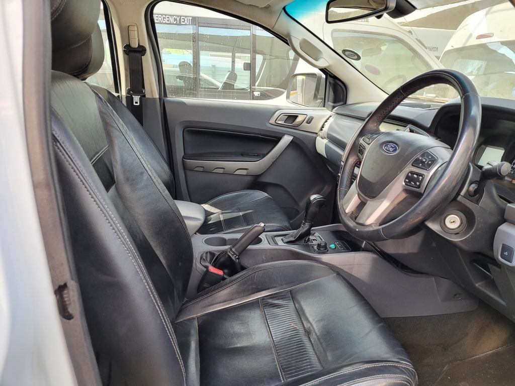
								FORD RANGER 3.2TDCi XLT 4X4 A/T P/U D/C full									