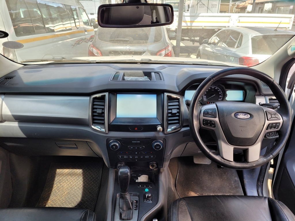 
								FORD RANGER 3.2TDCi XLT 4X4 A/T P/U D/C full									