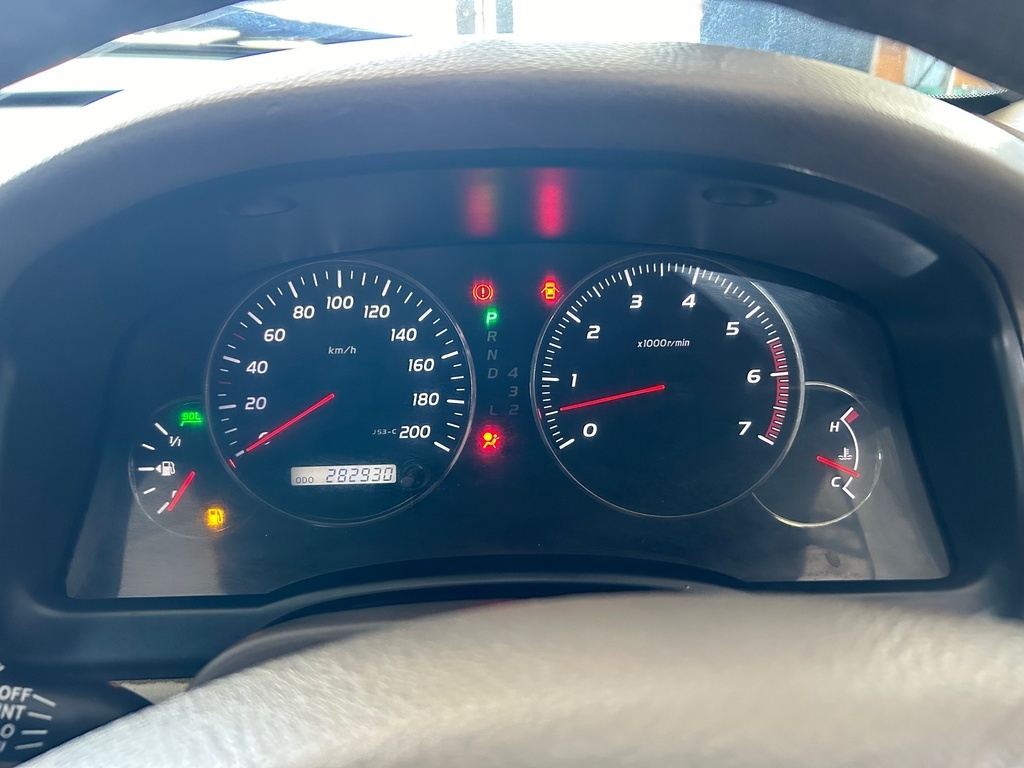 
								TOYOTA PRADO VX 4.0 V6 A/T full									