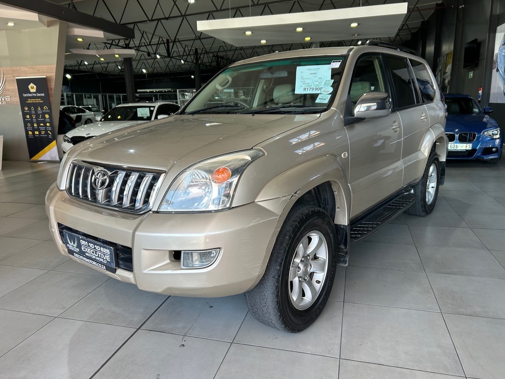 
								TOYOTA PRADO VX 4.0 V6 A/T full									