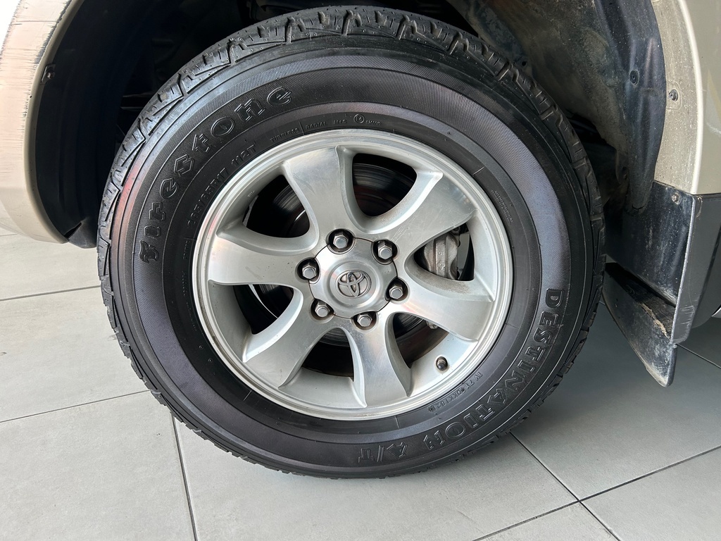 
								TOYOTA PRADO VX 4.0 V6 A/T full									