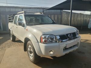 NISSAN HARDBODY NP300 2.4i HiRider 4×4 (K15/K36) P/U D/C