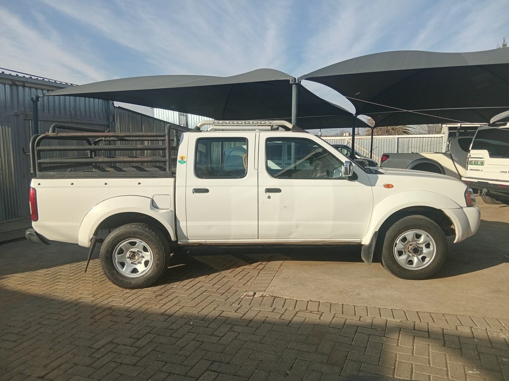 
								NISSAN HARDBODY NP300 2.4i HiRider 4×4 (K15/K36) P/U D/C full									