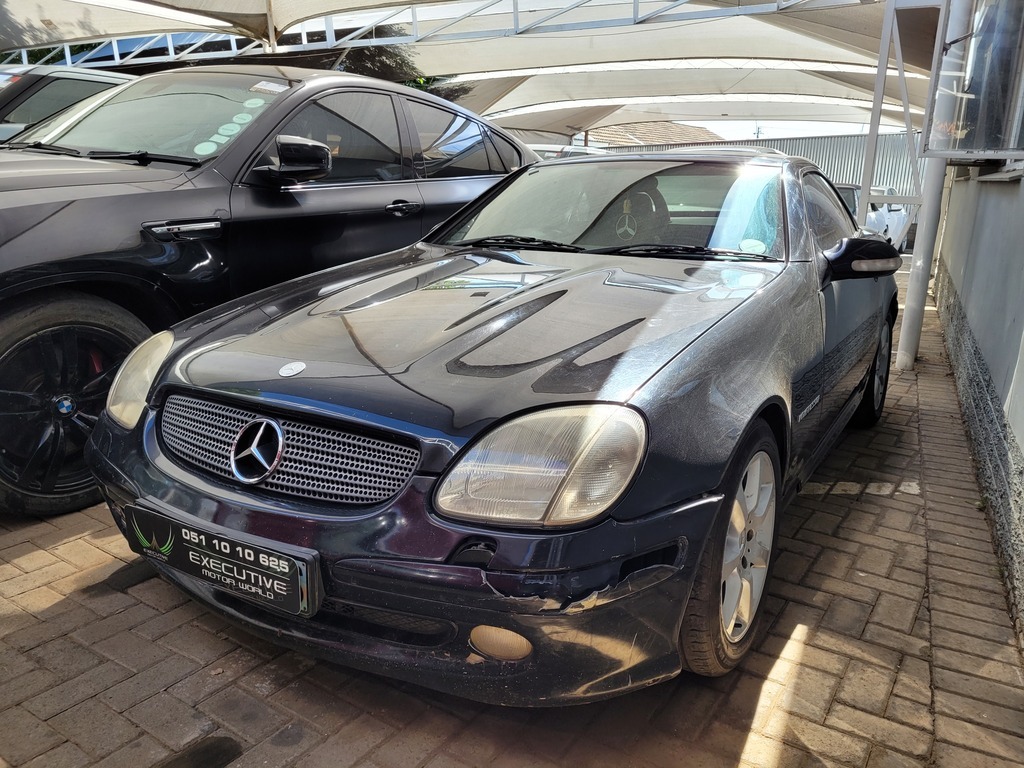 
								MERCEDES-BENZ SLK 200 Kompressor full									