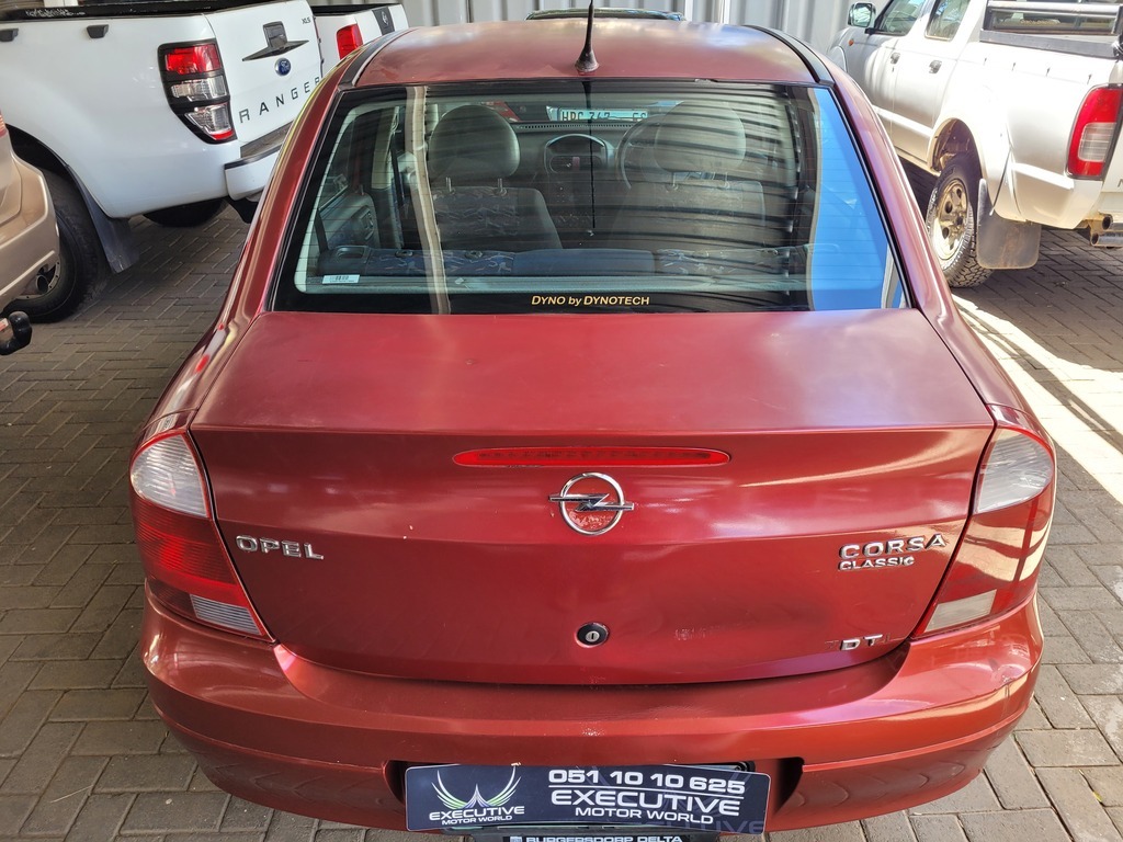 
								OPEL CORSA CLASSIC 1.7DTi ELEGANCE full									