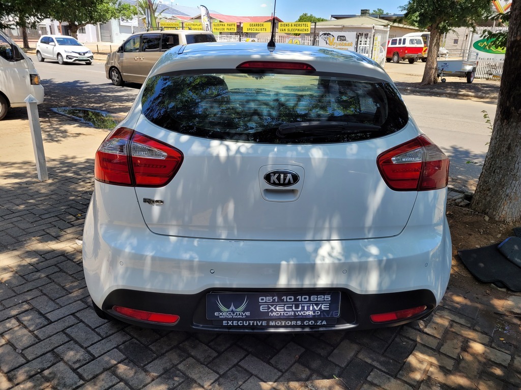 
								KIA RIO 1.4 TEC 5DR full									