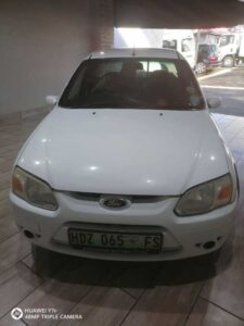 FORD BANTAM 1.6i XLT P/U S/C