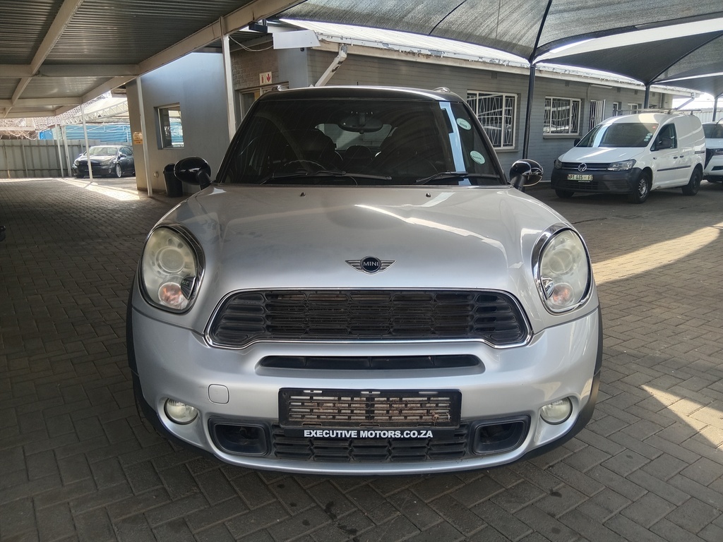 
								MINI COOPER S COUNTRYMAN full									