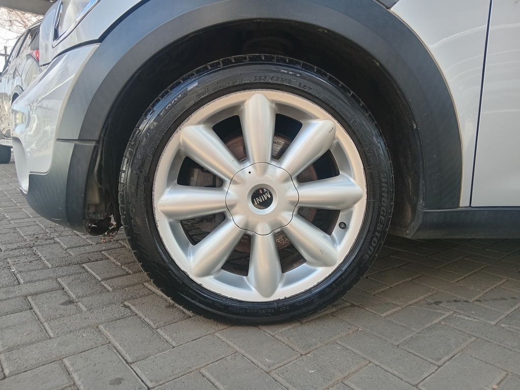
								MINI COOPER S COUNTRYMAN full									