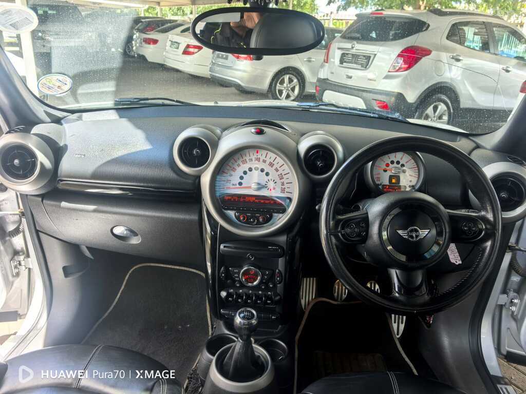 
								MINI COOPER S COUNTRYMAN full									