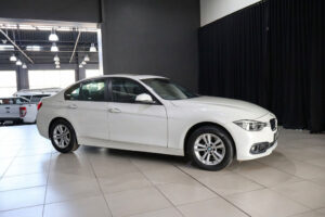 BMW 318i A/T (F30)