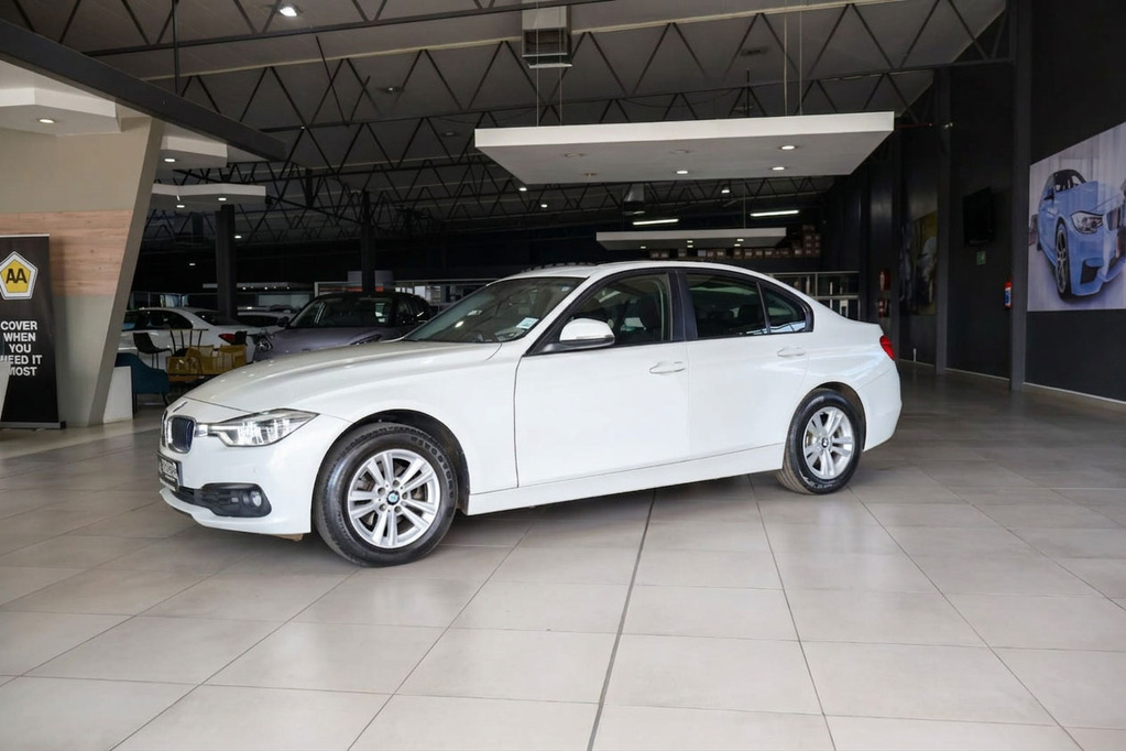 
								BMW 318i A/T (F30) full									