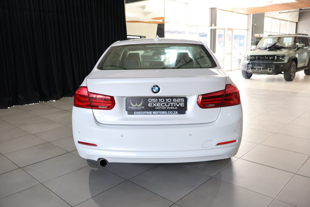
								BMW 318i A/T (F30) full									