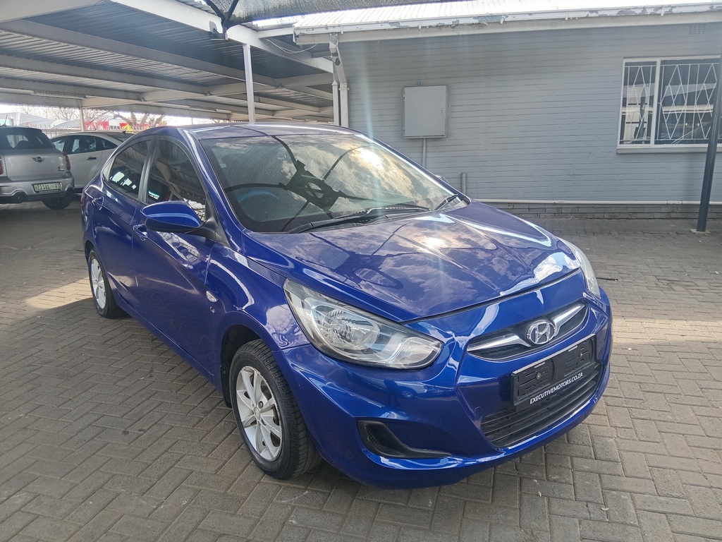 
								HYUNDAI ACCENT 1.6 GL/MOTION full									