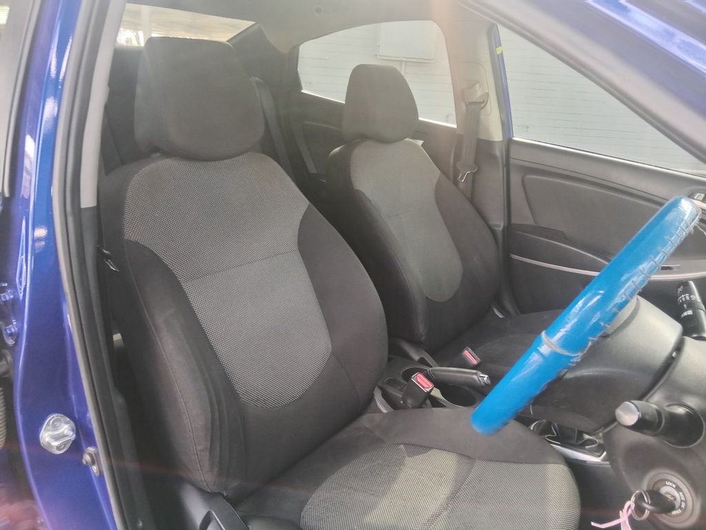 
								HYUNDAI ACCENT 1.6 GL/MOTION full									