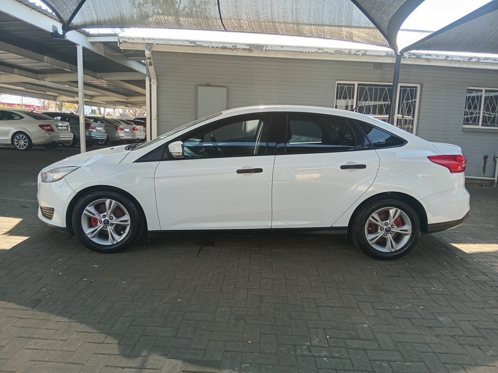 
								FORD FOCUS 1.0 ECOBOOST AMBIENTE full									
