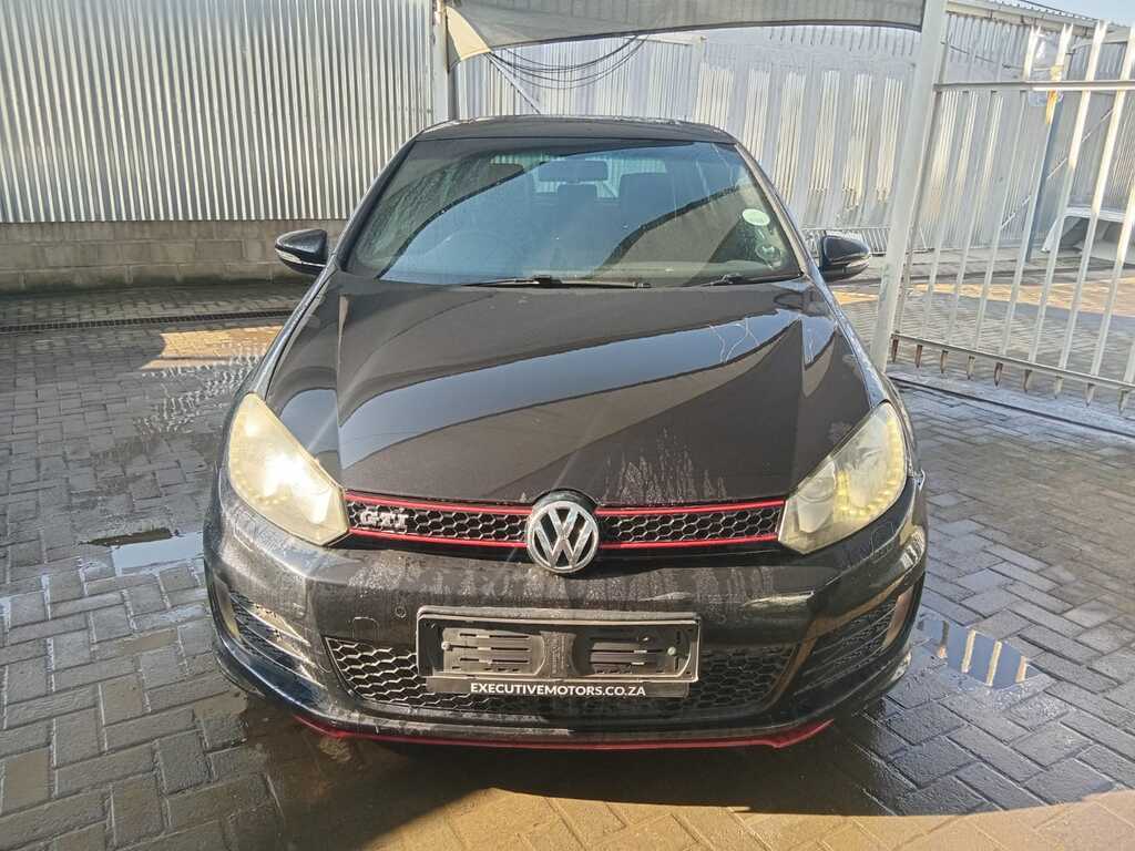 
								VOLKSWAGEN GOLF VI GTi 2.O TSI DSG ED35 full									
