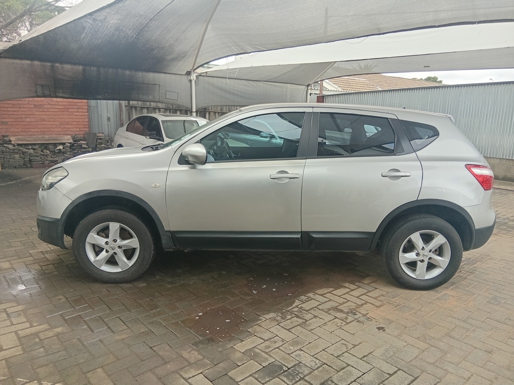 
								NISSAN QASHQAI 1.5 DCi ACENTA full									