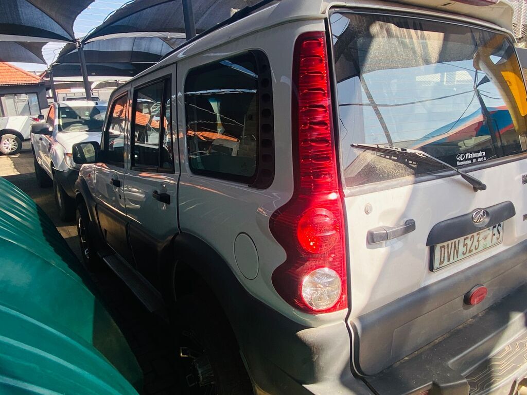 
								MAHINDRA SCORPIO 2.5 TCi 4X4 full									