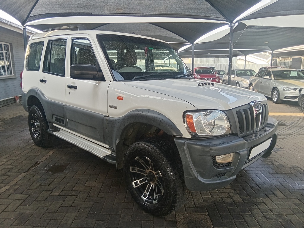 
								MAHINDRA SCORPIO 2.5 TCi 4X4 full									