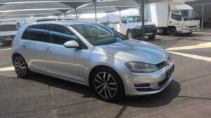 VOLKSWAGEN GOLF VII 1.4 TSI COMFORTLINE DSG