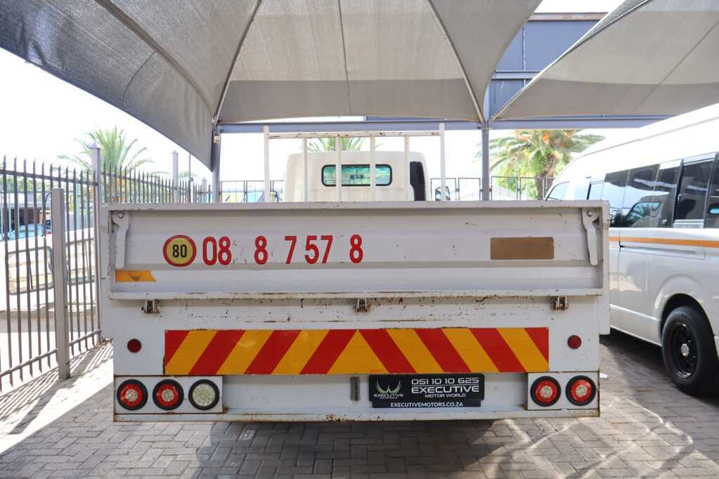 
								FUSO CANTER FE7-136 F/C C/C full									