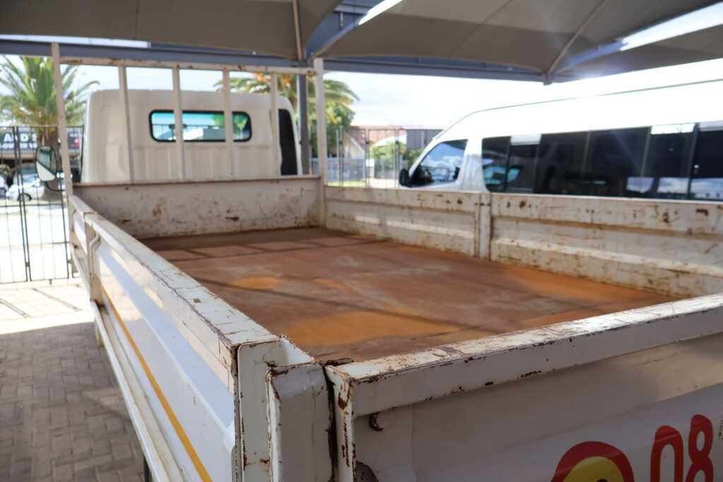 
								FUSO CANTER FE7-136 F/C C/C full									