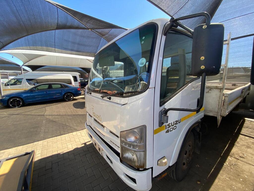
								ISUZU NPR 400 F/C C/C full									