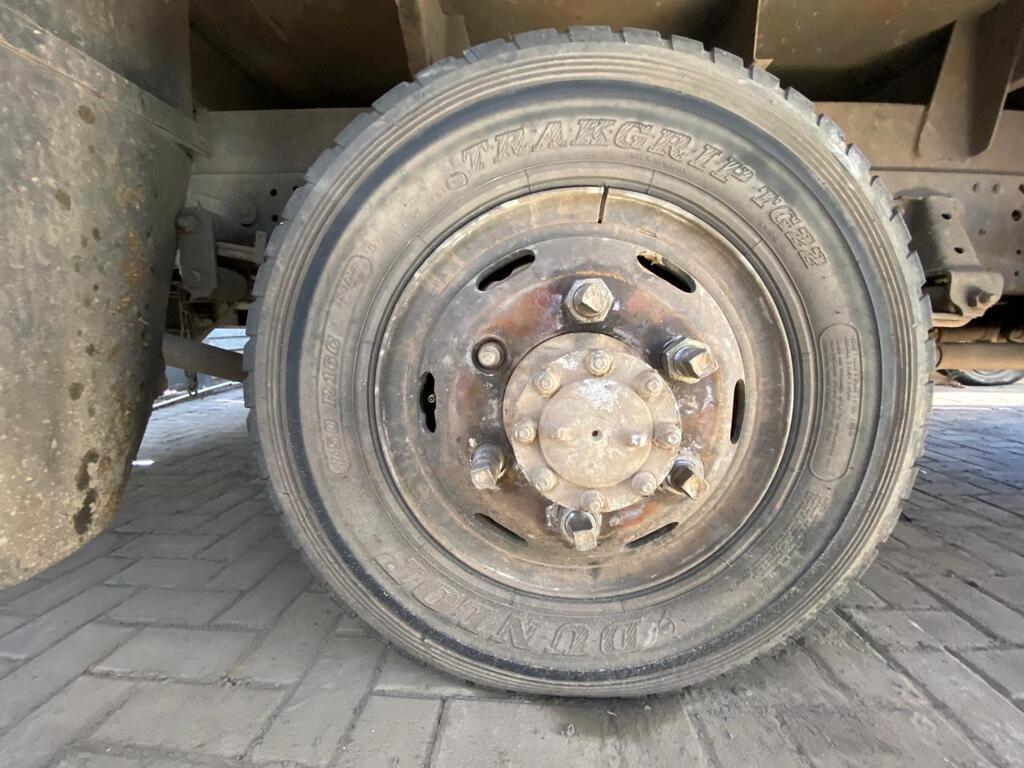 
								ISUZU NPR 400 F/C C/C full									