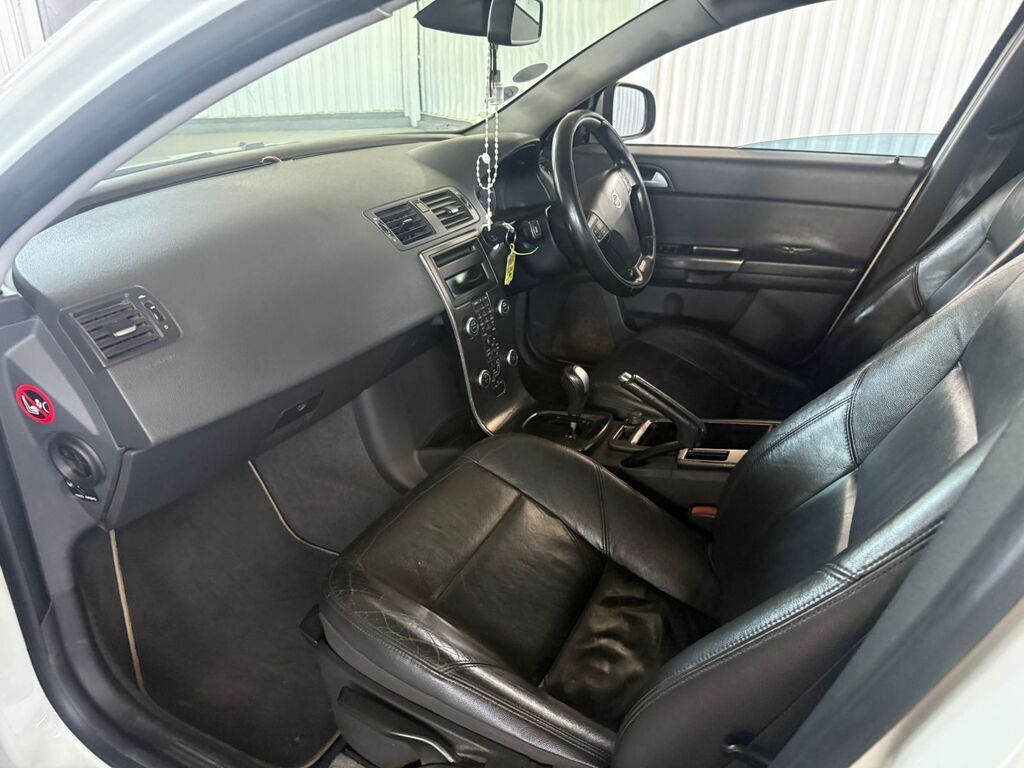 
								VOLVO S40 T5 A/T full									