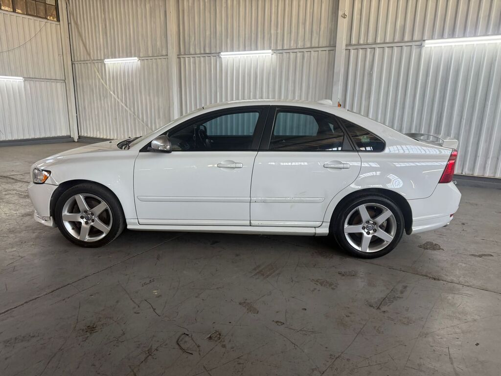 
								VOLVO S40 T5 A/T full									
