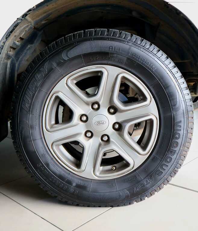 
								FORD RANGER 3.2TDCi XLT 4X4 A/T P/U D/C full									