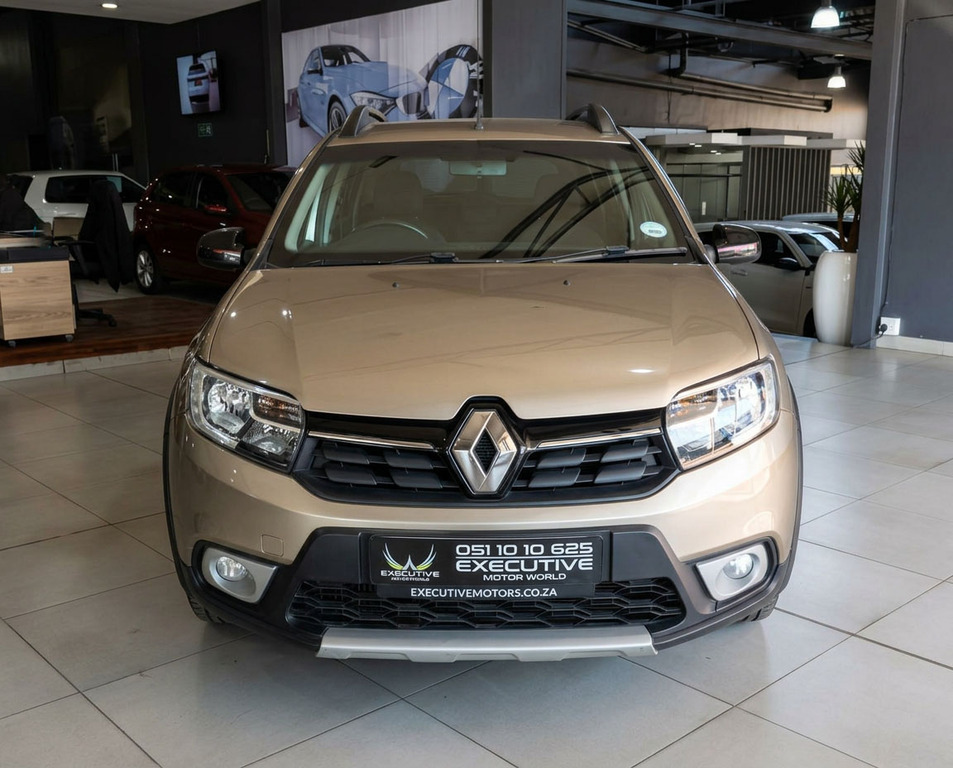 
								RENAULT SANDERO 900T STEPWAY PLUS/TECHROAD full									