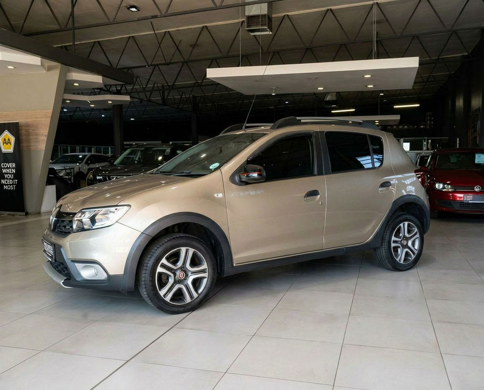 
								RENAULT SANDERO 900T STEPWAY PLUS/TECHROAD full									