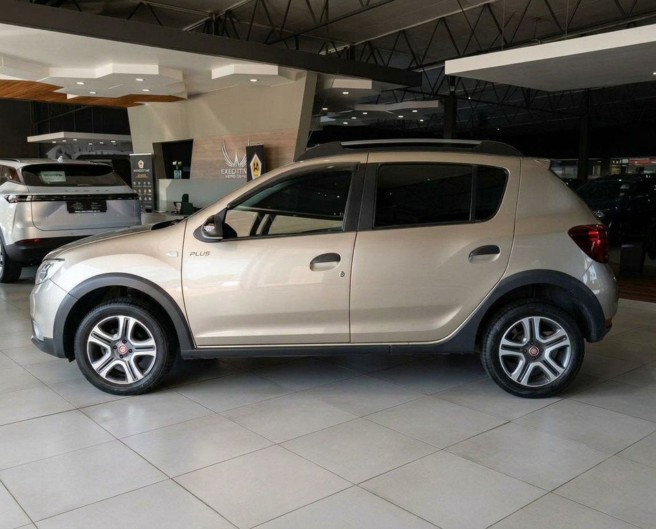 
								RENAULT SANDERO 900T STEPWAY PLUS/TECHROAD full									