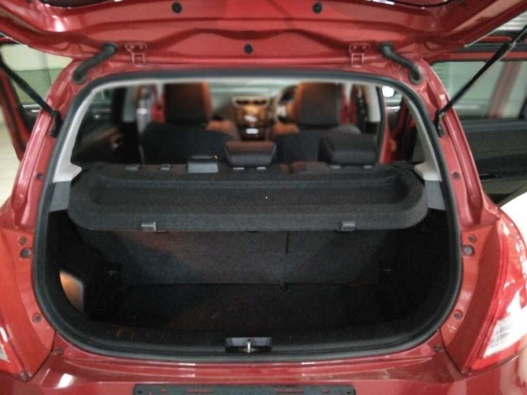 
								SUZUKI SWIFT 1.6 SPORT full									