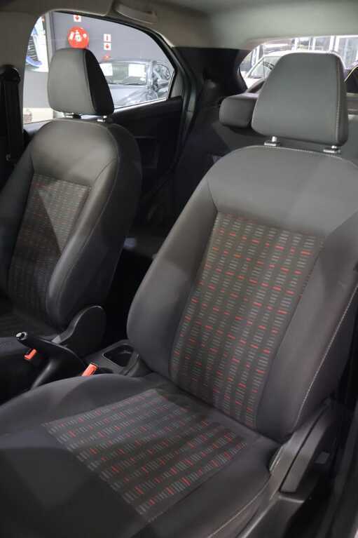 
								FORD FIGO 1.5Ti VCT AMBIENTE (5DR) full									